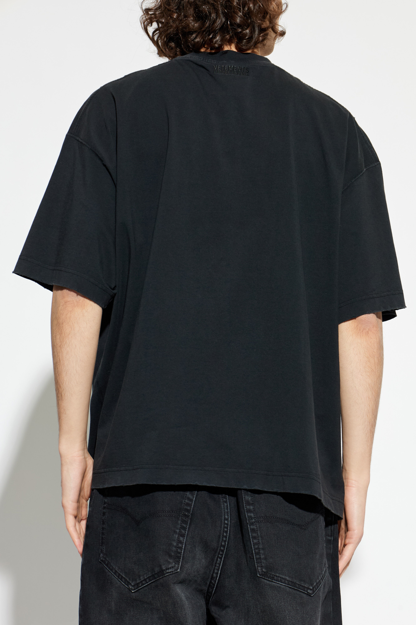 VETEMENTS T-shirt with print | Men's | Vitkac